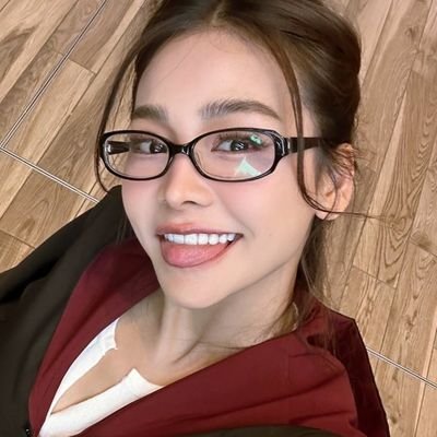 - I promise you guys that no matter what happens in the future englot will never dies thats it - Charlotte Austin 🤍🐇