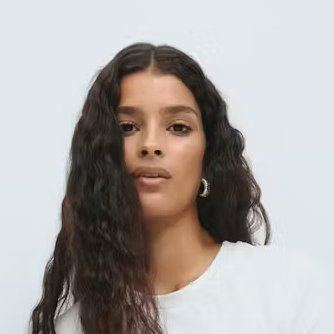 g8328831's profile picture. REFLECTED