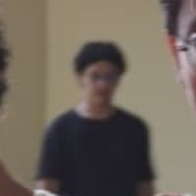 falo muita baboseira mas tenho uma namorada linda então tudo certo