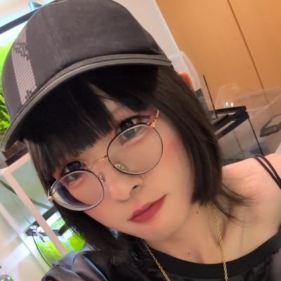 sSW8V8HNdH69207's profile picture. 女装と動植物の垢です
60cm水草水槽/60cmコリドラス水槽/アカハライモリ/シリケンイモリ/フトアゴヒゲトカゲ
マシュマロは固定ポストからどうぞ

干し芋リスト
https://t.co/iJrkOk6uUY