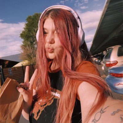22 ౨ৎ multi stan account✴️ HS4 at midnight💐 Marvel and DC fanatic🏵️ swemo 🎱 livbrina🧡 5sos + 1D🫧