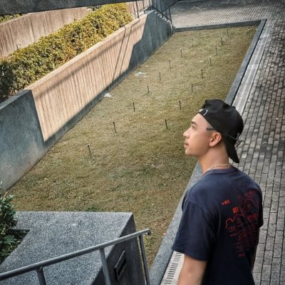 十年專職投資人,專注分享美股實盤經驗、交易技巧與市場洞察。讓投資回歸理性,讓交易更有勝算。為投資小白提供明確方向,為迷路者提供資產配置思路
比起虧錢,更怕的是無知
