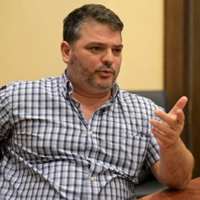 “Ningún mar en calma hizo experto a un marinero.”