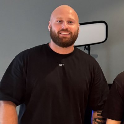 Professional PC Optimisation / Tuning & Custom PC builds. Co-Owner of @FPSHubOfficial. Discord - https://t.co/JL7tG0lubR DM for PC builds / Enquires.