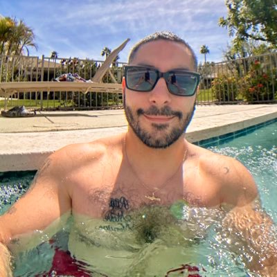 lachsr_003's profile picture. 😈