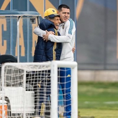 Fanatico de BOCA, de Juan Román Riquelme y de Diego Armando Maradona 💙💛💙 NO ME INTERESA LA POLÍTICA NACIONAL! NI K NI M NI LBERTARIO. DE BOCA Y NADA MÁS!