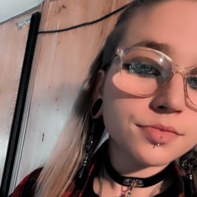 Lillith97witch's profile picture. Hai, Iโm 27(almost28). Iโm married and poly. Spicey content maker. 420friendly. Body mods. Kink friendly