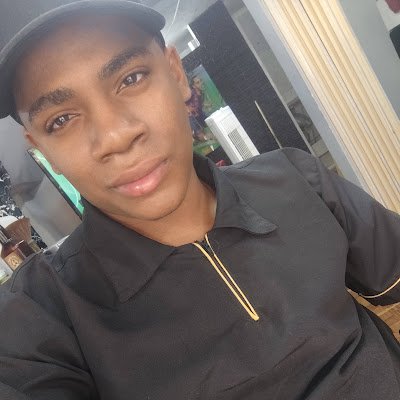 JosLuisRiv36580's profile picture. 