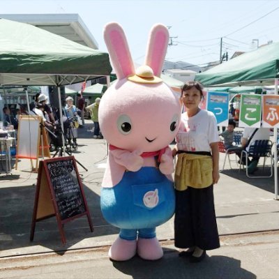 rabbits_coco's profile picture. 元金融機関🏦｜新人研修担当👥｜ベンチャー経験💡
地域活性＆ひとづくり・ものづくり支援🐰 
💬 ちょっとキイテミタイ（消費者の声＆社員メンタルケア）サービス
🎭 らびっこふれあいキャラバン主催 | 夢は「着ぐるみカフェ」を全国に広めること！