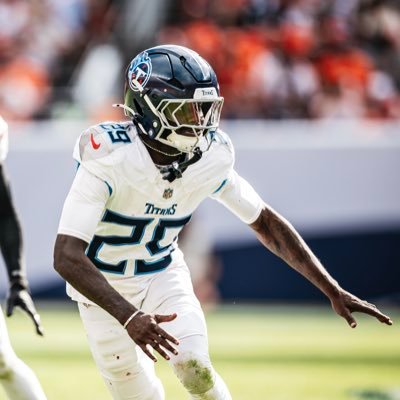 𝑱𝒂𝒓𝒗𝒊𝒔 𝑩𝒓𝒐𝒘𝒏𝒍𝒆𝒆 𝑱𝒓. Scars won’t recover off me I need a urgent doctor🦅 NY JETS✈️