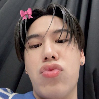 loving them; ⊹ ⋆゚🦥💰 #WinnySatang 🎸🦈 #WilliamEst ⋆゚⊹ || @winny_thanawin 🩵 @satangktp 🤍 @Williamjkp1 🎸 @EstRvp 🦈