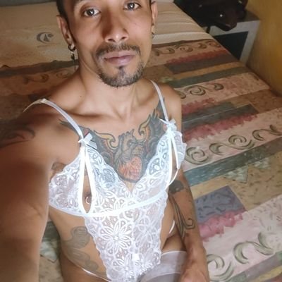 «Ich bin das Kind eines Teufels»
Este es mi alter Ego, solo me gusta vestirme de lencería y dar el culo. No soy TV. DM si me quieres cojer.
🚫💎⚡
pansexual.