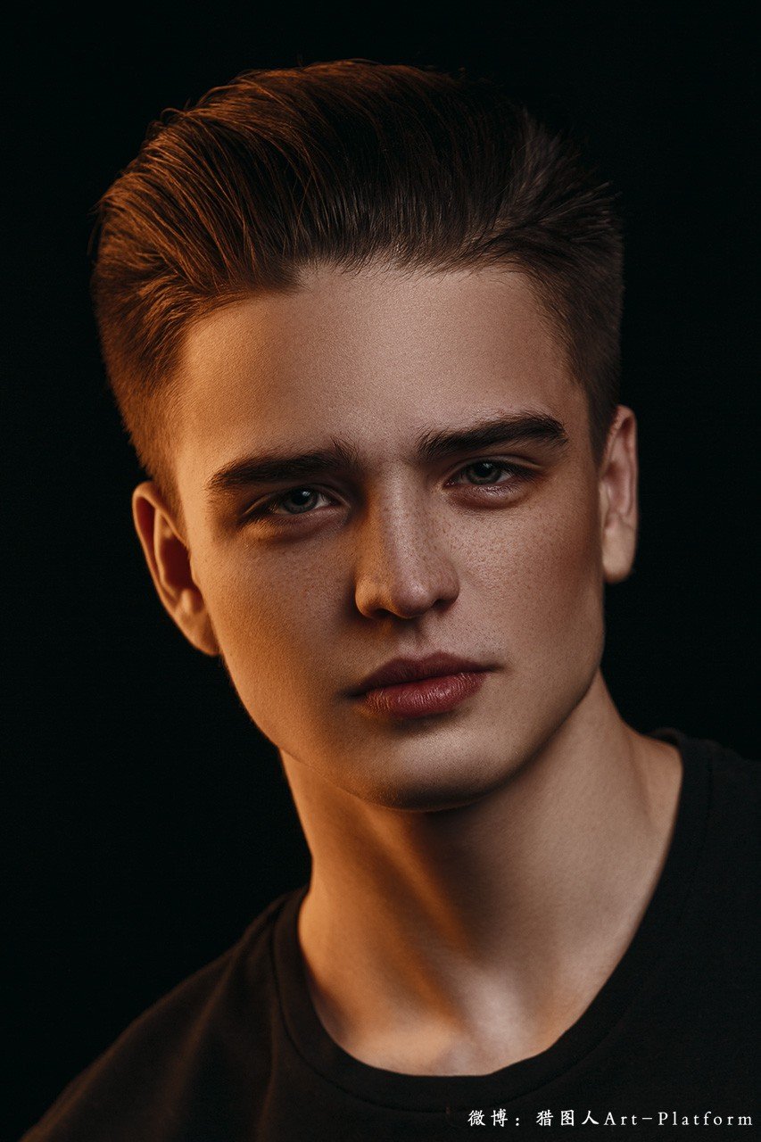 KingLam10's profile picture. Randomness