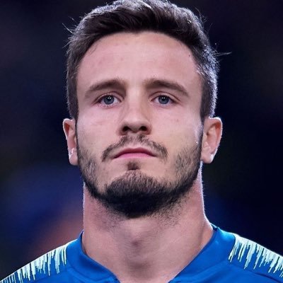 Entusiasta de filmes/séries, games, livros e futebol (Flamengo).