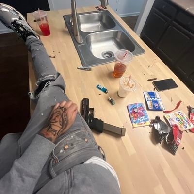 mandatory rules to the trenches keep yo Gun on ya ‼ real mate only 💳🍄🧴