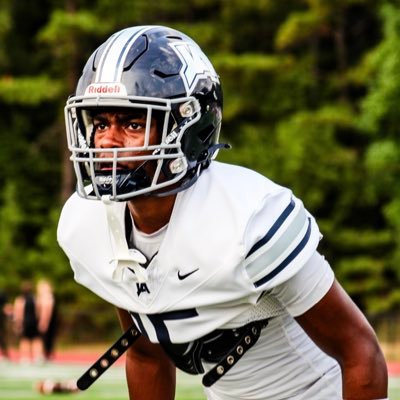 C/O 27’ Jackson Academy| 3.3 gpa|ATH|150 LBS| HT- 5’8| marijackson722@gmail.com| 📲601-910-1710