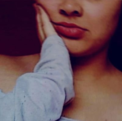 callmelannab's profile picture. Click in the link below 👇🏽