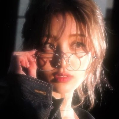 Dual | Caliandra ☆ Calleri⠀⠀⠀⠀⠀ ⠀ ⠀⠀
⠀⠀⠀⠀⠀ ⠀ ⠀⠀
I love sleep. My life has the tendency to fall apart when I'm awake, you know?