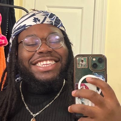 24 | Fantasy/Fiction Writer | Aspiring Screenwriter and Director | Creative | formerly @garenectar