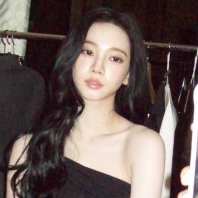 kittenmiao_'s profile picture. jenjaem living in my head 24/7