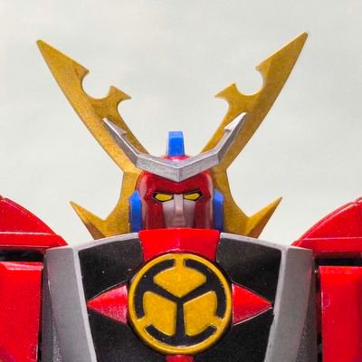 BASSY23411899's profile picture. 南国在住のTFヲタ。たまに漫画も描く。https://t.co/H3X2zSchlo
かつては海外版至上主義者として鳴らしたが最近はそれほどではない。ただしIWANAMIてめーはだめだ！