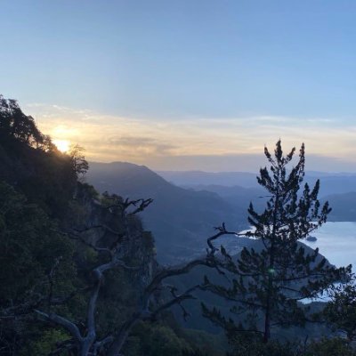 hejunweimake's profile picture. 