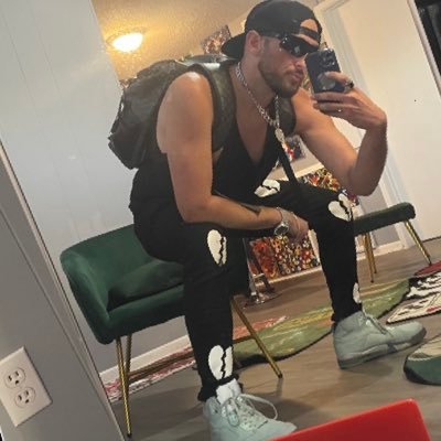 prophetpussyboy's profile picture. here looking for porn