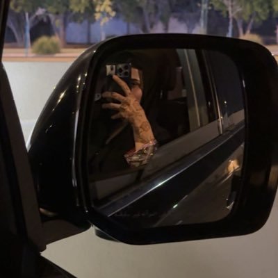 _vqnn's profile picture. 