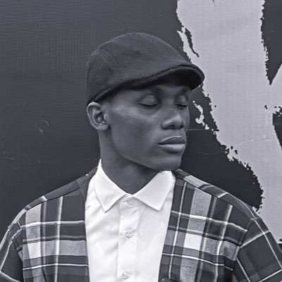 Joshovianye's profile picture. Writer