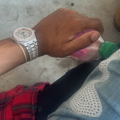 I love eating pretty pussy😈😋FEMALES ONLY❤️ I make content