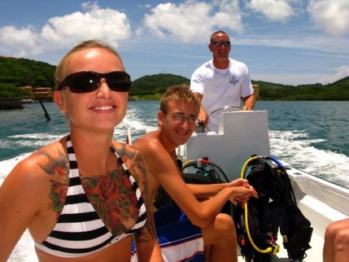 LolalitaSV's profile picture. scuba and sail your way thru the virgin islands... Check us out: http://t.co/HUWgcmrB0R - http://t.co/F2s5zT5nWj - 284.346.5652 - 340.227.8356