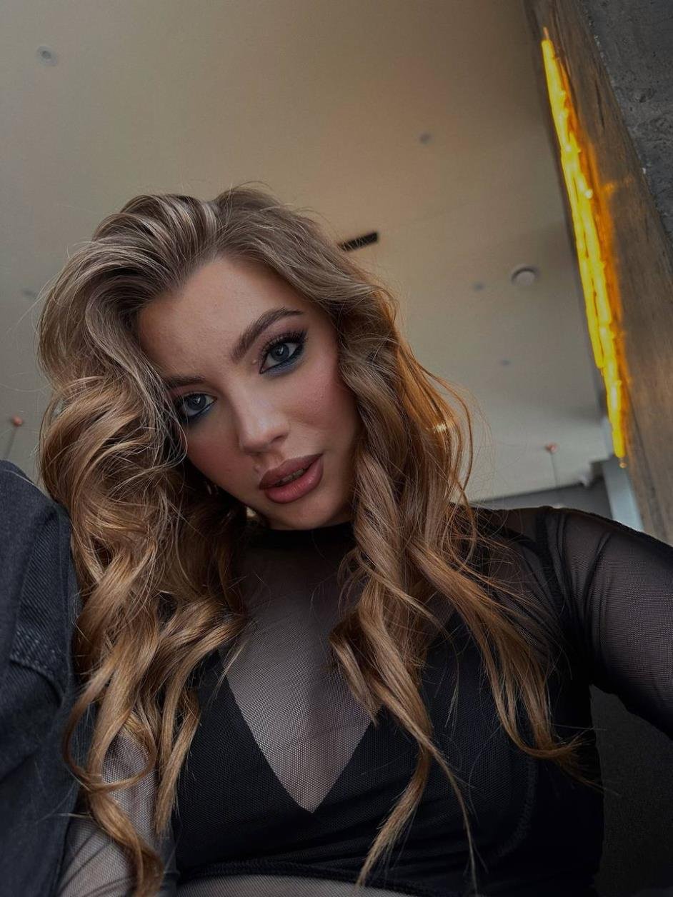 milauahj's profile picture. eug | uo '26 | sage and Spotify