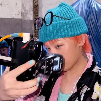 dragonsect's profile picture. gold & diamonds boy @IBGDRGN