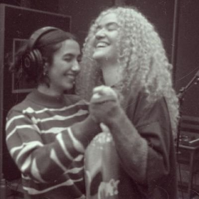 verdelesbian's profile picture. eu leio e faço tiktok