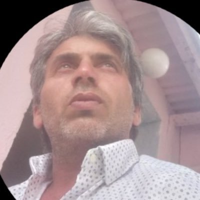 İnsan evrende cüce olduğunun bilicine varınca,sorumluluk almak zorunda kalıyor!..maalesef benim semerimde boş yer yok! Kurd - Poet
