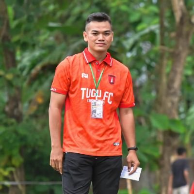 Keep Calm & Forza Roma! ❤💛🐺@anggit_16 suspend
#Karanggayam