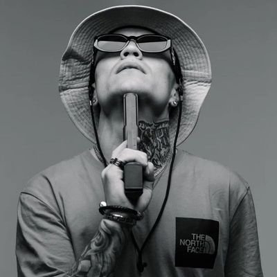 Ekskamunikabo's profile picture. Crypto_fury