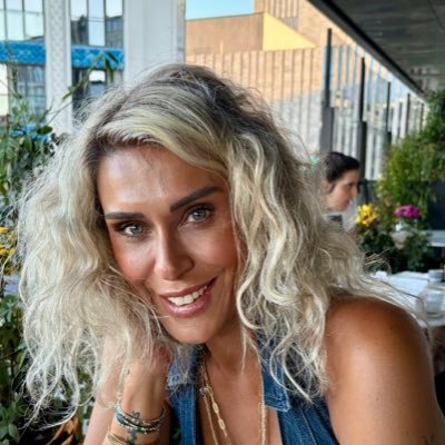 N130276's profile picture. Tanrı yarattıklarını, yarattıklarıyla korur... Galatasaray 💛❤️🏆🦁