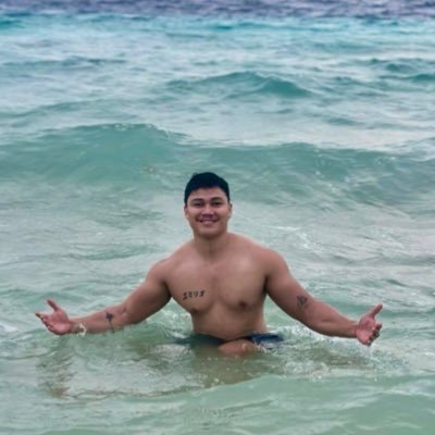 Tamad na may pangarap 👌🏻| lowkey singer🎶🎙| tg:laging_L8 | ML 294772044 ig: emiliodak.ez l No Dating App