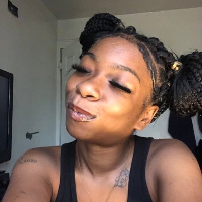 4’8 Bitches the best 😋❤️ I’m sell content baby so if your not about business don’thml 🥹 Dada let me make you nut 🥜 I do FaceTime shows 😝 it’s fee get in