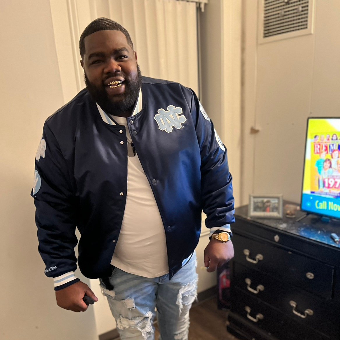 AdrianD9s4g's profile picture. 