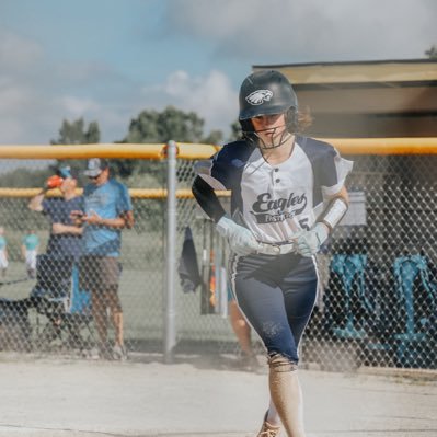 MollyRowe2028's profile picture. Molly Rowe 🥎 #5 | SS. P | LEFTIE 💙 Hartland High School, Class of 2028. 3.8 GPA, with my eyes on college softball! 😍  MollyRowe2028@gmail.com