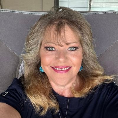 Medically Retired Controller willing to lend a helping hand or expert knowledge. I love people and work to make the world a better place.
Charlie's Voice Now