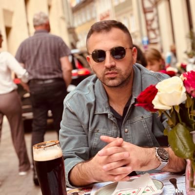 karatastunaa's profile picture. Canlı; hayatta kalmak için adapte olmaz, hayatta kaldığı için adapte olur. 📙Özne Dergisi (40), philosophy of artificial intelligence & mind & human