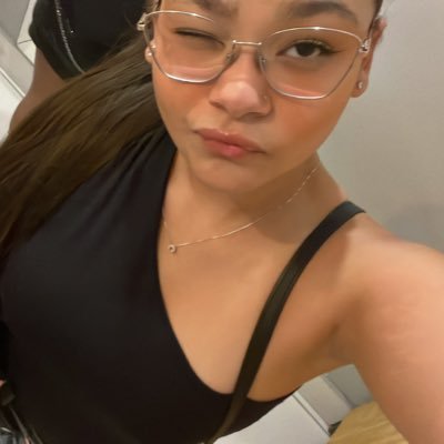 Sophyaaaa_'s profile picture. 