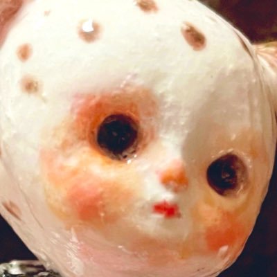 har_doll's profile picture. 過去の記憶か妄想か朽ちているのかうまれたばかりか…仄暗く奇妙で不思議な、お人形の国・廃の国。彼等はそこで愛されるのを待っているのです…(Instagram#hardoll86) 画像の無断転載転用はしないでね。※仄暗い人形がツイートされますよ。