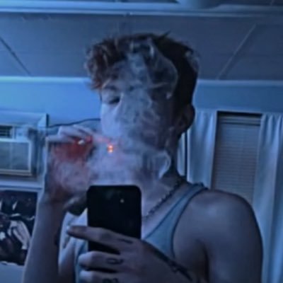 sparrkme's profile picture. verse 🔃// 23 // link ⬇️⬇️