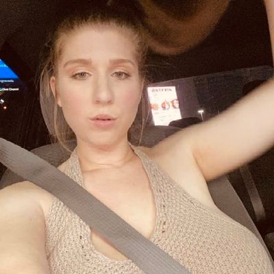 noisebecky's profile picture.
