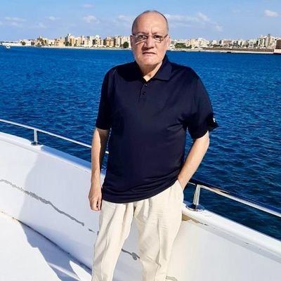 حاصل على ماجستير الإعلام الرقمي، مدير عام سابق في عدة صحف مصرية. أؤيد الرئيس السيسي وأكره الإخوان المتأسلمين بشدة.