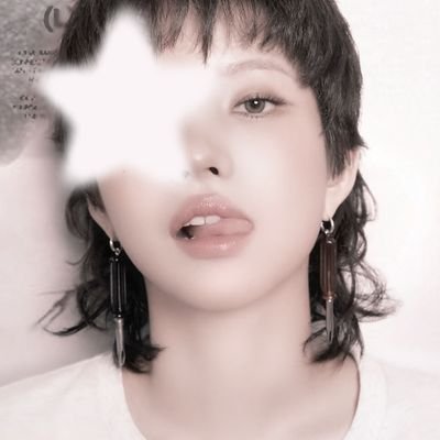 sotinyeon's profile picture. ♱  ꒱  ˚₊·  ℱrom｡ thē  top  of thē 𝗁͟𝖾͟𝖺͟𝖽͟  𝗍͟𝗈͟  𝗍͟𝗁͟𝖾͟  𝖿͟𝖾͟𝖾͟𝗍 , radiant  𝑔𝑙𝑜𝑤  𝖺  beautiful  girl'𝚜  day  is  all  bēauti𝑓𝗎͟𝗅.